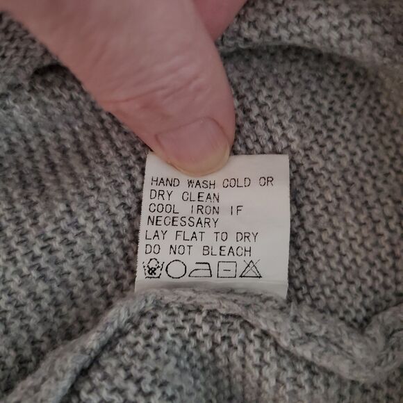 FATE by LFD Minimalist Wide Neck Raglan Grey Knit Sweater Sz L Relaxed Fit Cozy - Picture 10 of 10